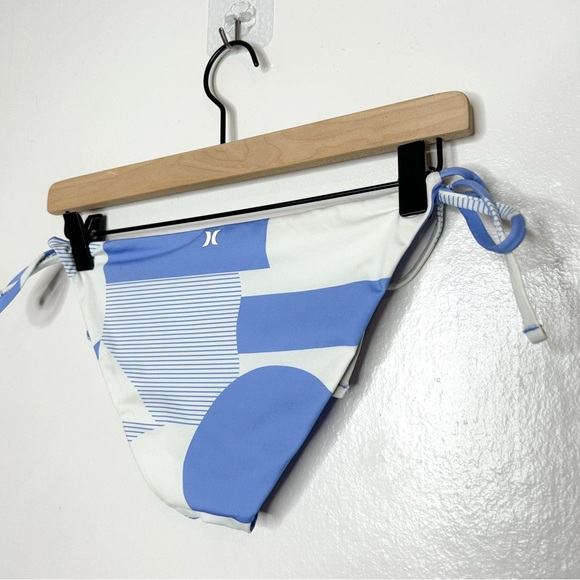 Hurley Womens Reversible Bikini Swimsuit Bottoms Periwinkle Pastel‎ Purple Small - Picture 3 of 9